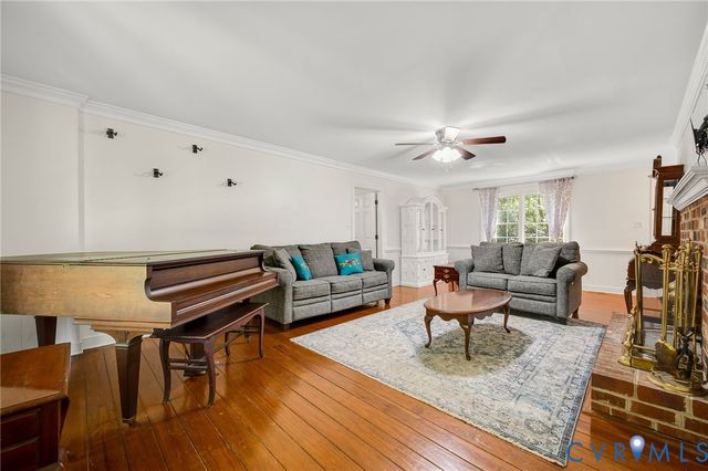 2409 Three Bridge Rd, Powhatan, VA 23139