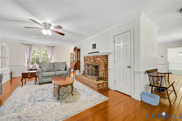 2409 Three Bridge Rd, Powhatan, VA 23139