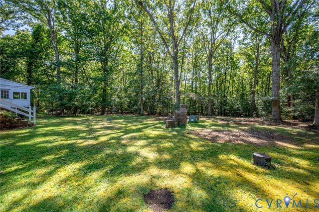 2409 Three Bridge Rd, Powhatan, VA 23139