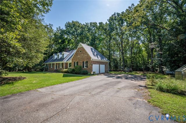 2409 Three Bridge Rd, Powhatan, VA 23139