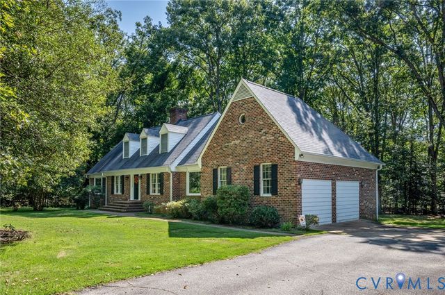 2409 Three Bridge Rd, Powhatan, VA 23139