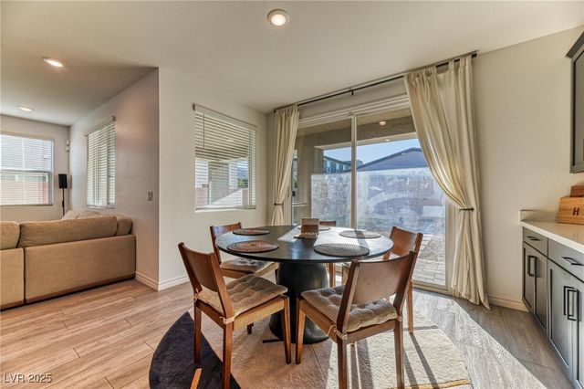 10069 Desert Azure Street, Las Vegas, NV 89178