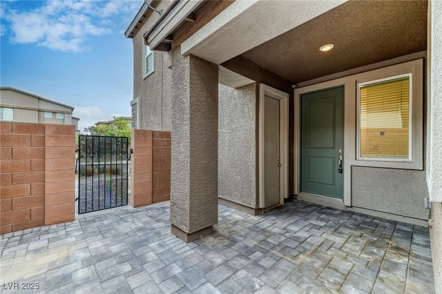 10069 Desert Azure Street, Las Vegas, NV 89178