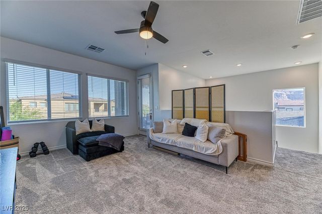 10069 Desert Azure Street, Las Vegas, NV 89178