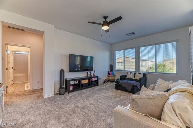 10069 Desert Azure Street, Las Vegas, NV 89178