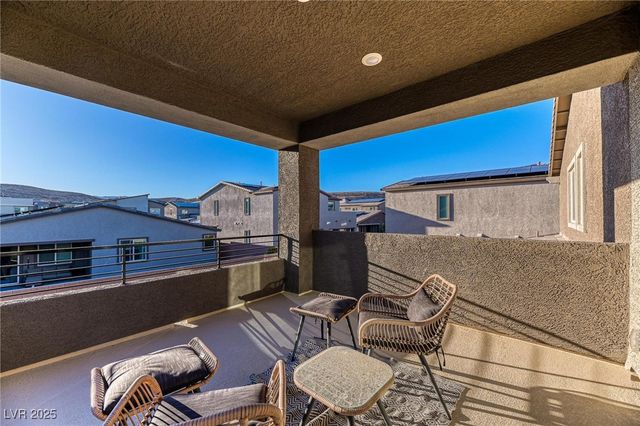 10069 Desert Azure Street, Las Vegas, NV 89178