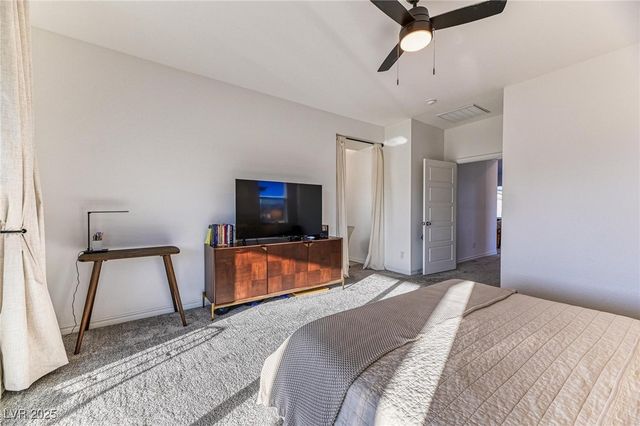 10069 Desert Azure Street, Las Vegas, NV 89178