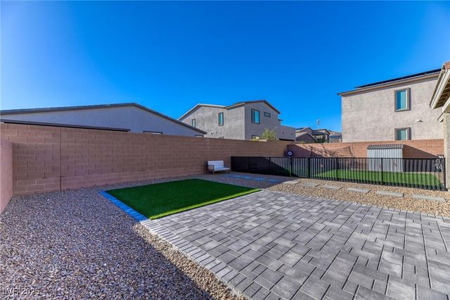 10069 Desert Azure Street, Las Vegas, NV 89178