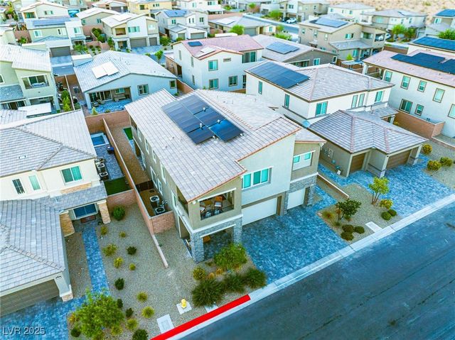 10069 Desert Azure Street, Las Vegas, NV 89178