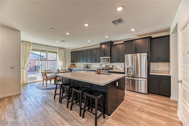 10069 Desert Azure Street, Las Vegas, NV 89178