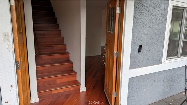 872 Lucile Avenue A, Silver Lake, CA 90026