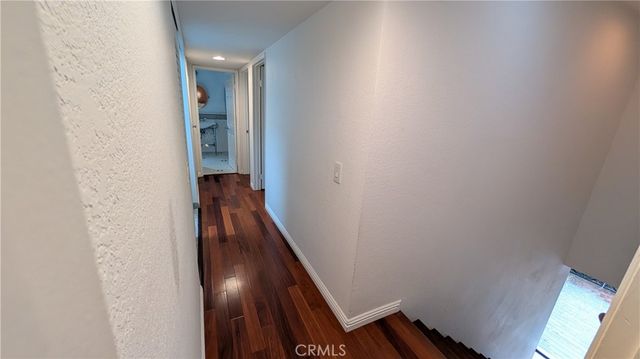 872 Lucile Avenue A, Silver Lake, CA 90026