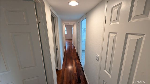 872 Lucile Avenue A, Silver Lake, CA 90026