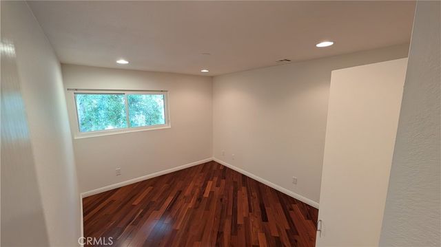 872 Lucile Avenue A, Silver Lake, CA 90026