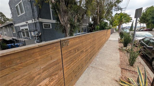872 Lucile Avenue A, Silver Lake, CA 90026