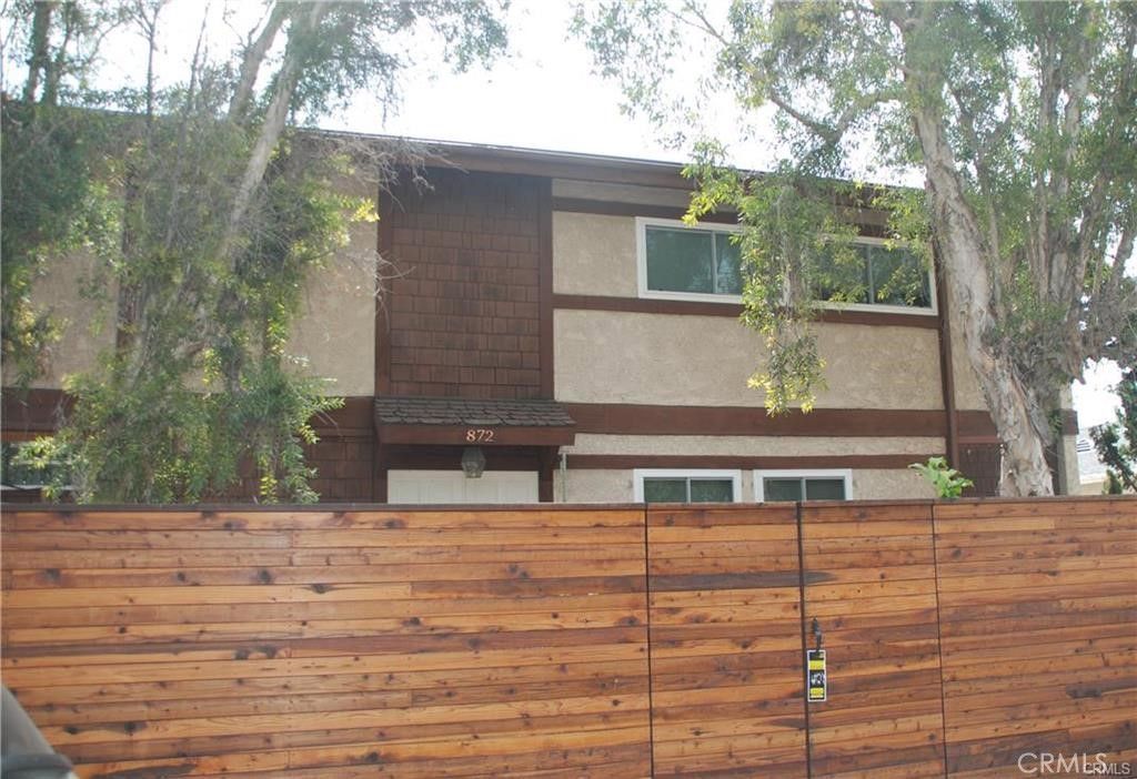 872 Lucile Avenue A, Silver Lake, CA 90026