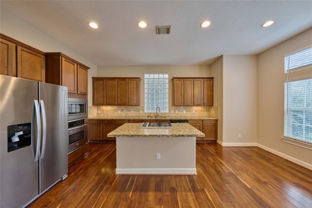 2526 Bevis Street, Houston, TX 77008