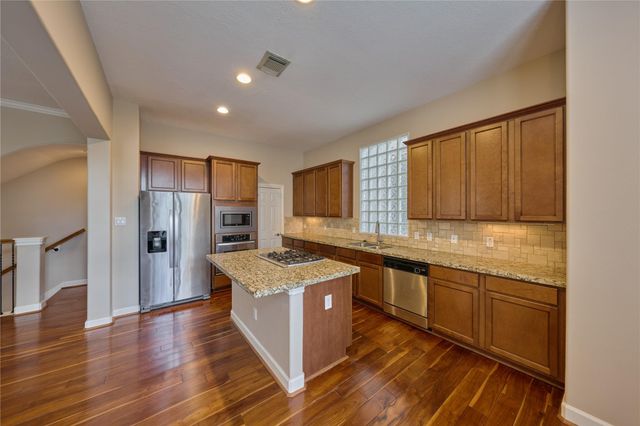 2526 Bevis Street, Houston, TX 77008