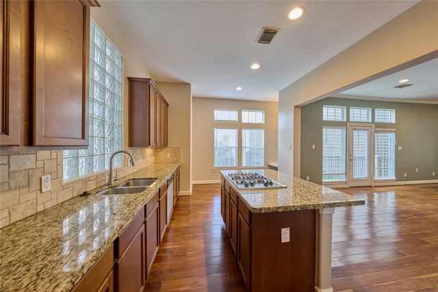 2526 Bevis Street, Houston, TX 77008