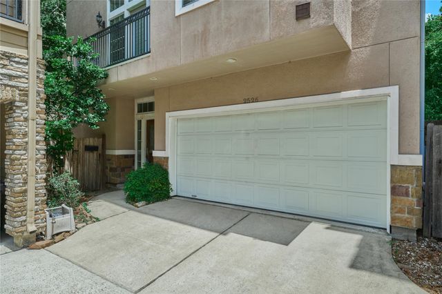 2526 Bevis Street, Houston, TX 77008