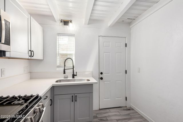 1014 N Grande Avenue, Tucson, AZ 85745