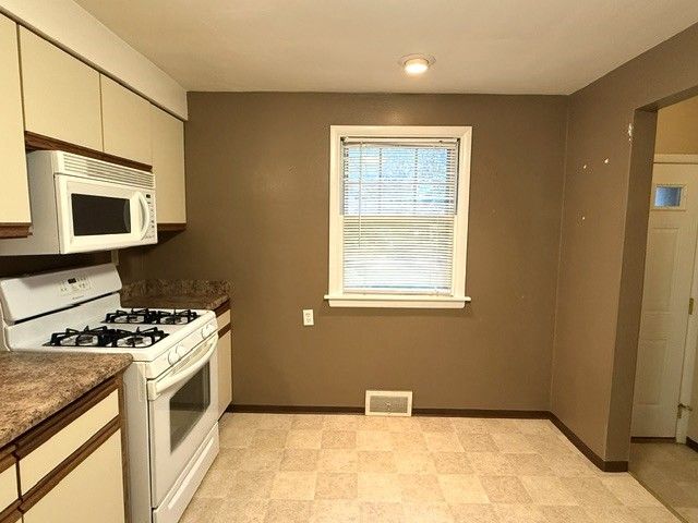 314 LAKE Avenue, Erie, PA 16511