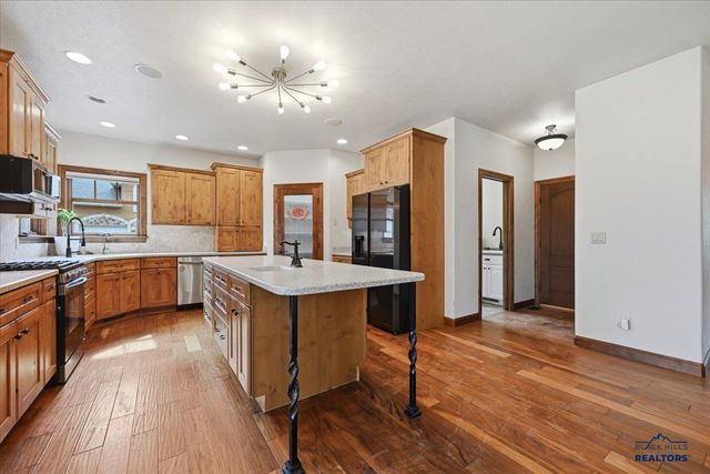 5417 STONE TREE CT, Piedmont, SD 57769