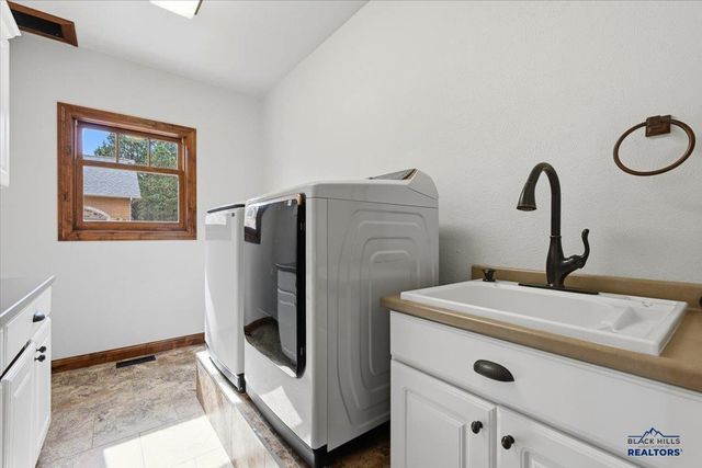 5417 STONE TREE CT, Piedmont, SD 57769