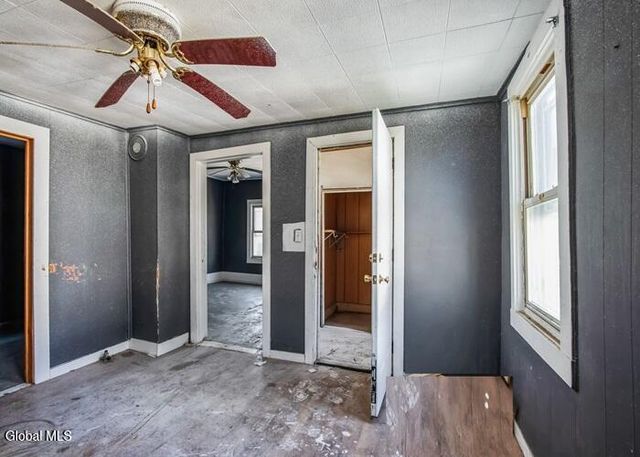 726 3rd Avenue, Troy, NY 12182