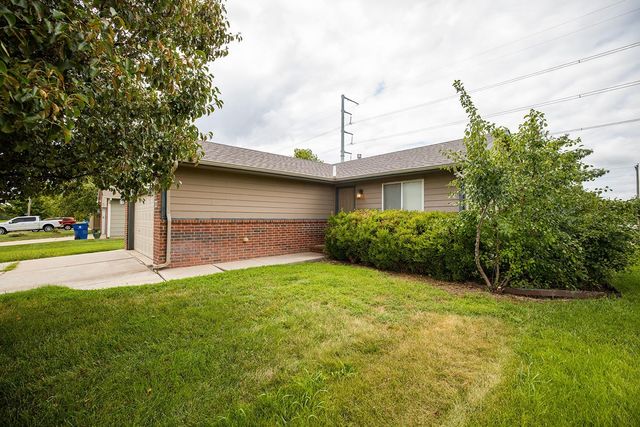 1386 N Aksarben, Wichita, KS 67235