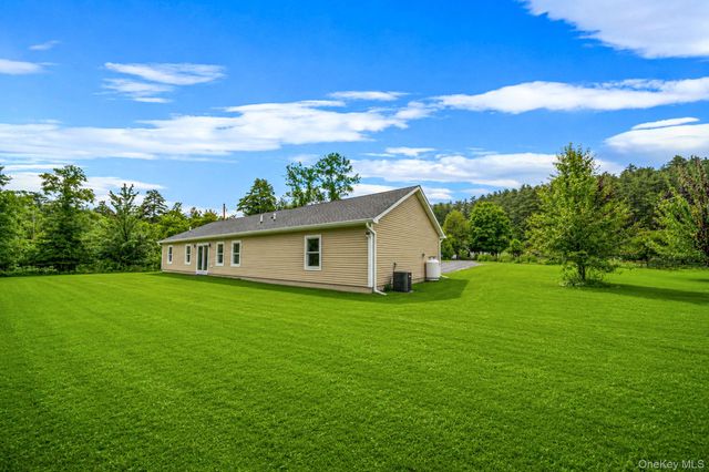 2 Vernooy Drive, Wawarsing, NY 12489