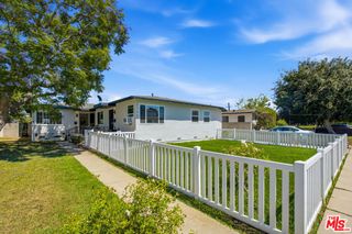 8324 Barnsley Avenue, Los Angeles, CA 90045