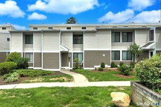 43 Lawson Lane 43, Ridgefield, CT 06877
