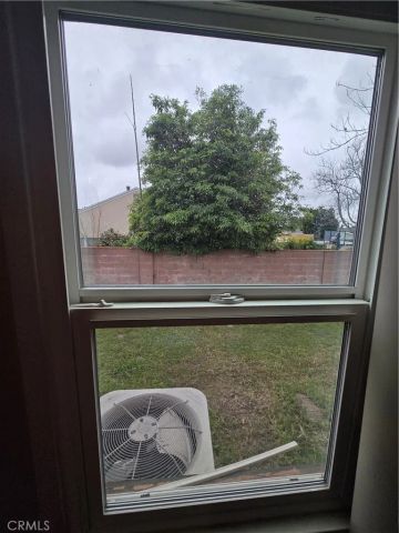 7875 Bellaire Avenue, North Hollywood, CA 91605