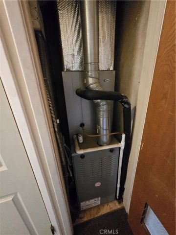 7875 Bellaire Avenue, North Hollywood, CA 91605