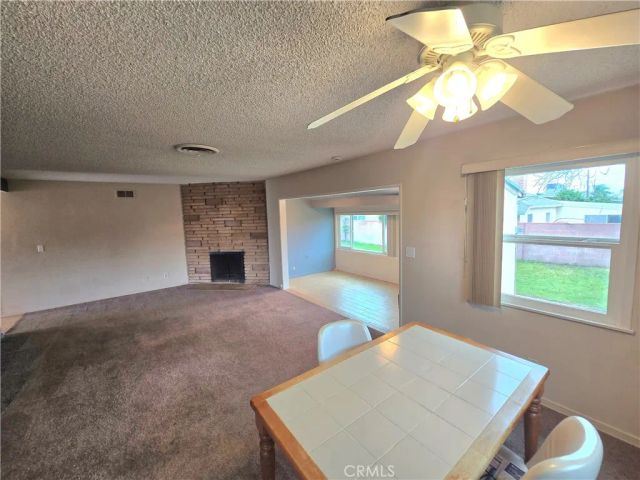 7875 Bellaire Avenue, North Hollywood, CA 91605