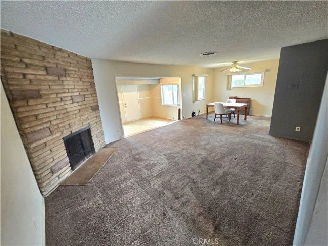 7875 Bellaire Avenue, North Hollywood, CA 91605