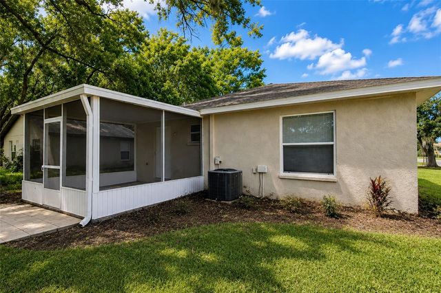 702 E MADISON STREET, Plant City, FL 33563