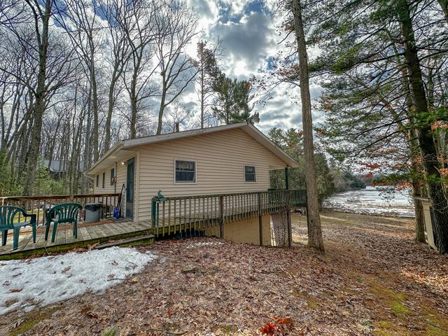 8827 W Elbow Drive, Irons, MI 49644