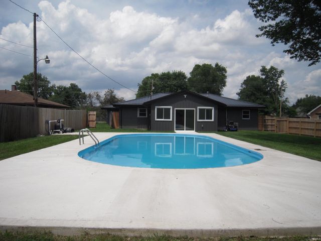 28880 County Road 16, Elkhart, IN 46516