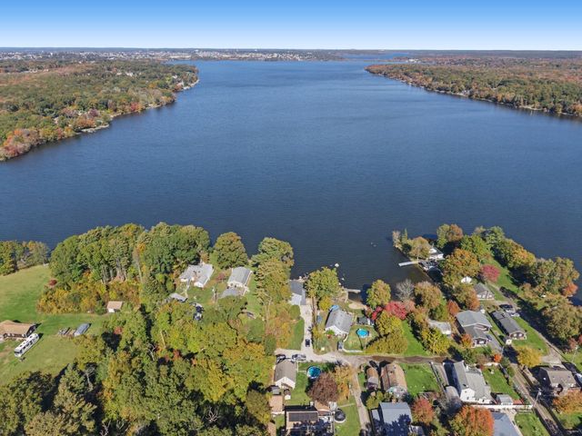 217-J Tickle Rd, Westport, MA 02790