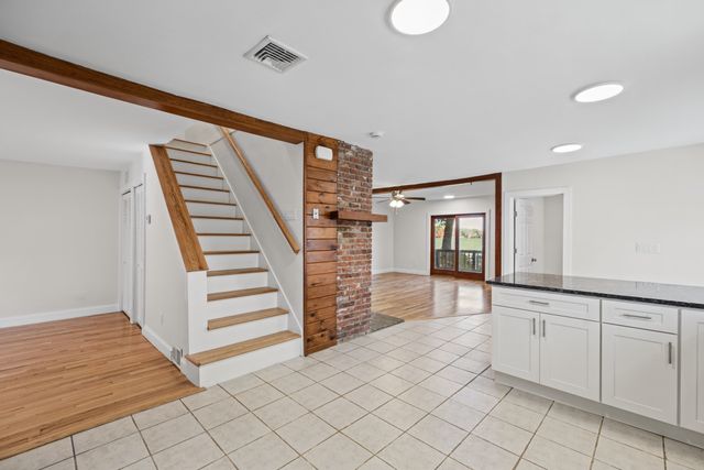 217-J Tickle Rd, Westport, MA 02790