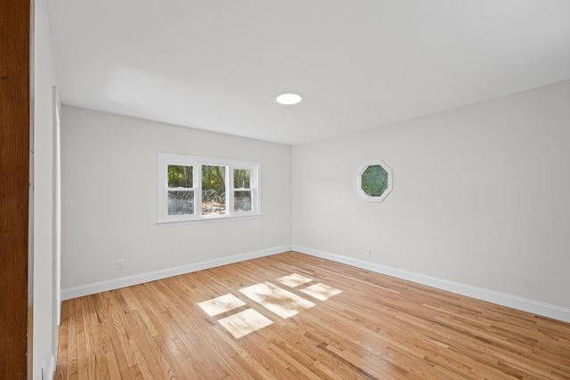 217-J Tickle Rd, Westport, MA 02790