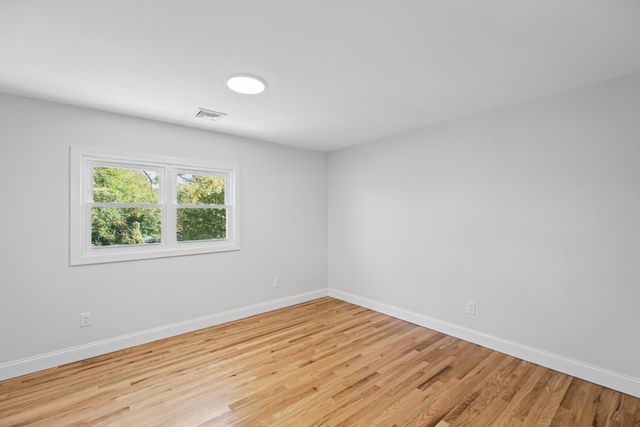 217-J Tickle Rd, Westport, MA 02790
