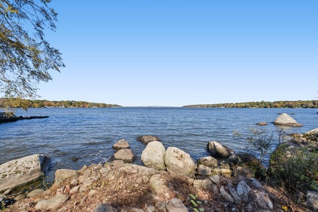 217-J Tickle Rd, Westport, MA 02790