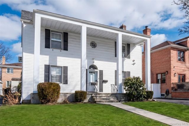 7531 179th Street, Fresh Meadows, NY 11366