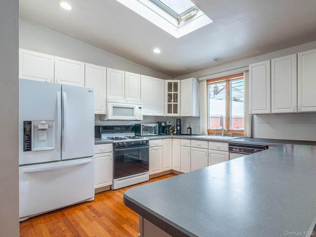 7531 179th Street, Fresh Meadows, NY 11366