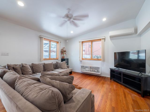 7531 179th Street, Fresh Meadows, NY 11366