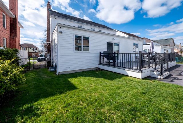 7531 179th Street, Fresh Meadows, NY 11366