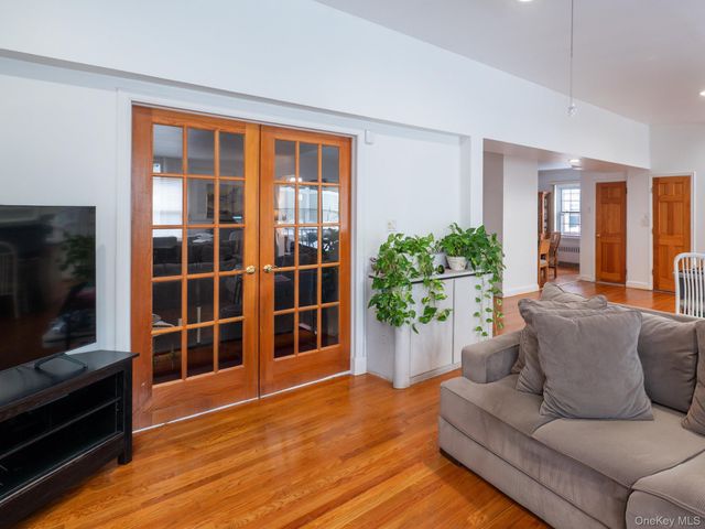 7531 179th Street, Fresh Meadows, NY 11366